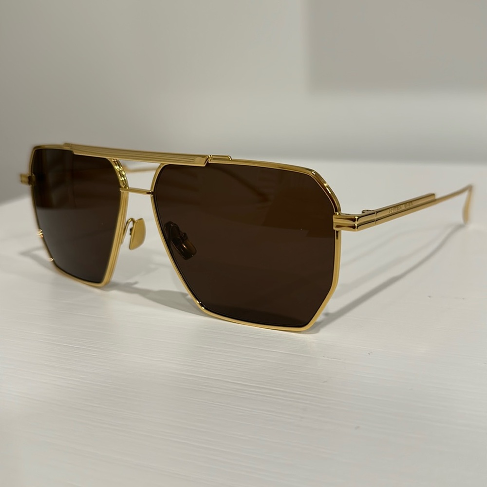 Bottega Veneta Trapezoid Sunglasses